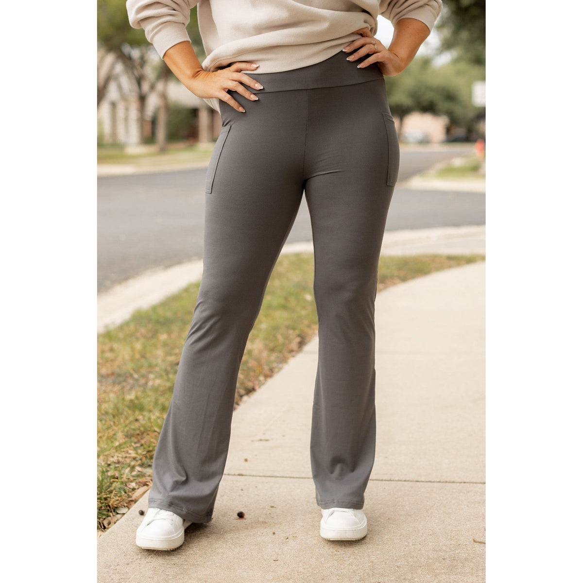 Ready to Ship | The Cassie - 30" CHARCOAL Bootcut Leggings with Pockets - Round 2