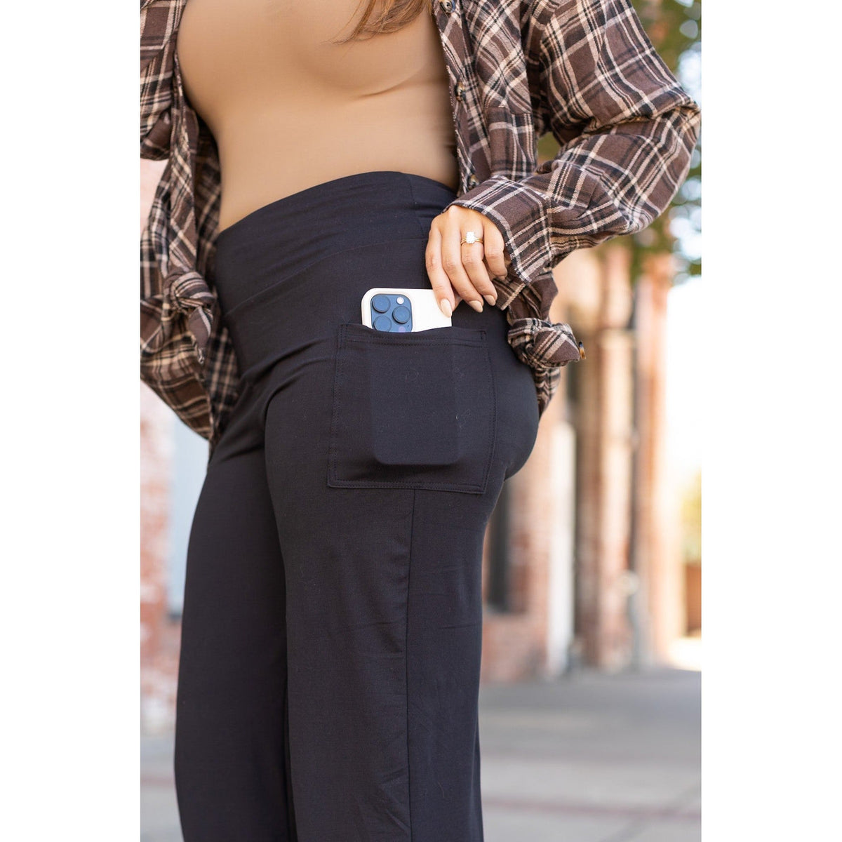 Ready to Ship | The Brooke - Black Wide Leg Full-Length with Pockets Round 2 - Luxe Leggings by Julia Rose®