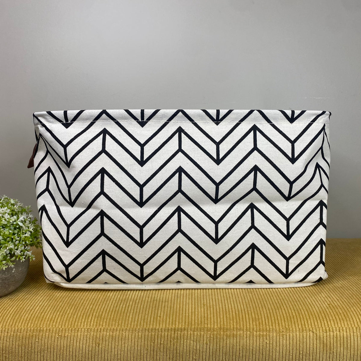 Pop Up Canvas Basket - Chevron