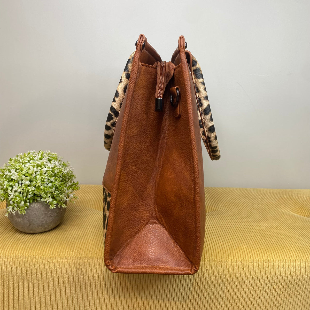 Arizona - Large Animal Print Without Strap - LAST ONE LEFT