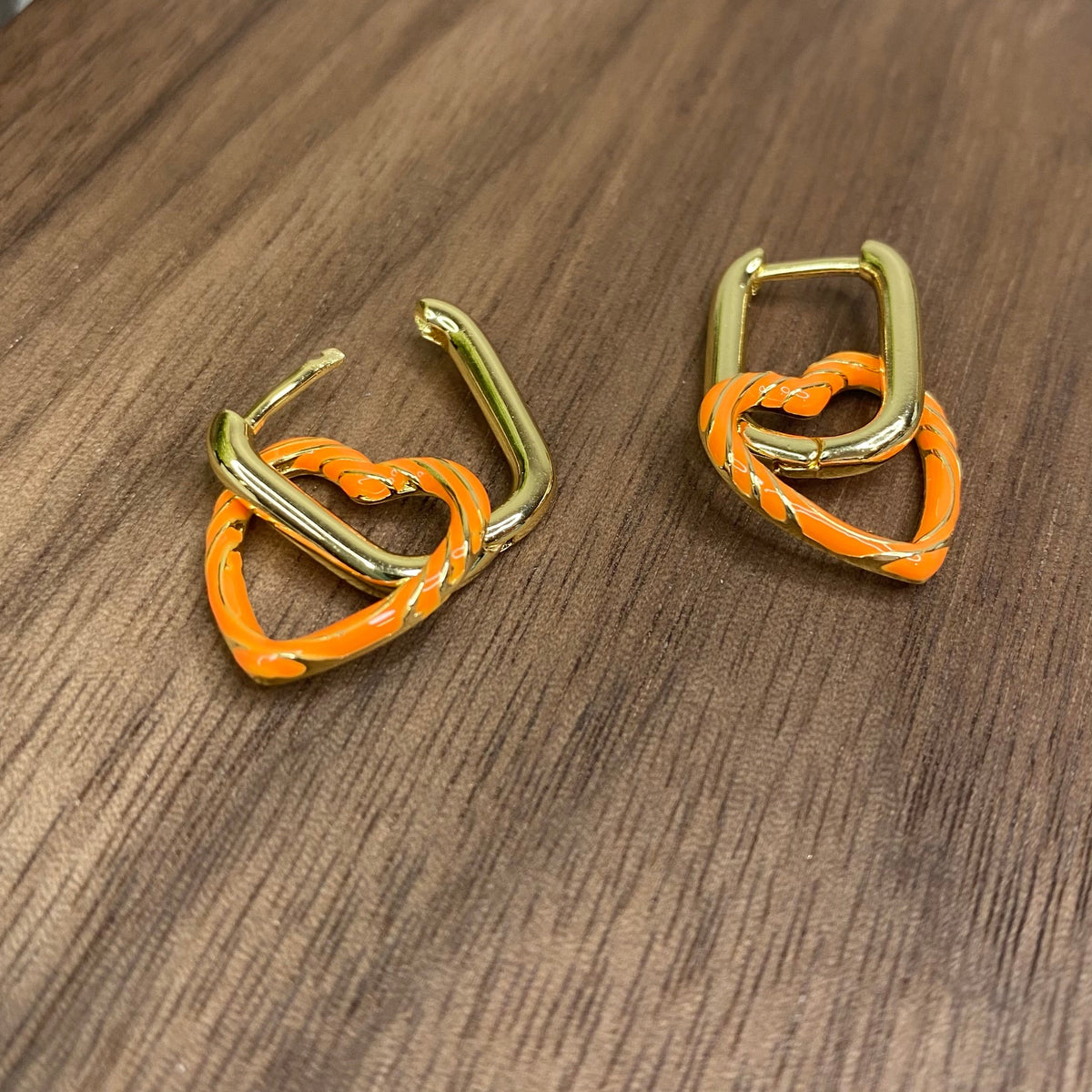 Metal Dangle Earrings - Heart Link - Orange